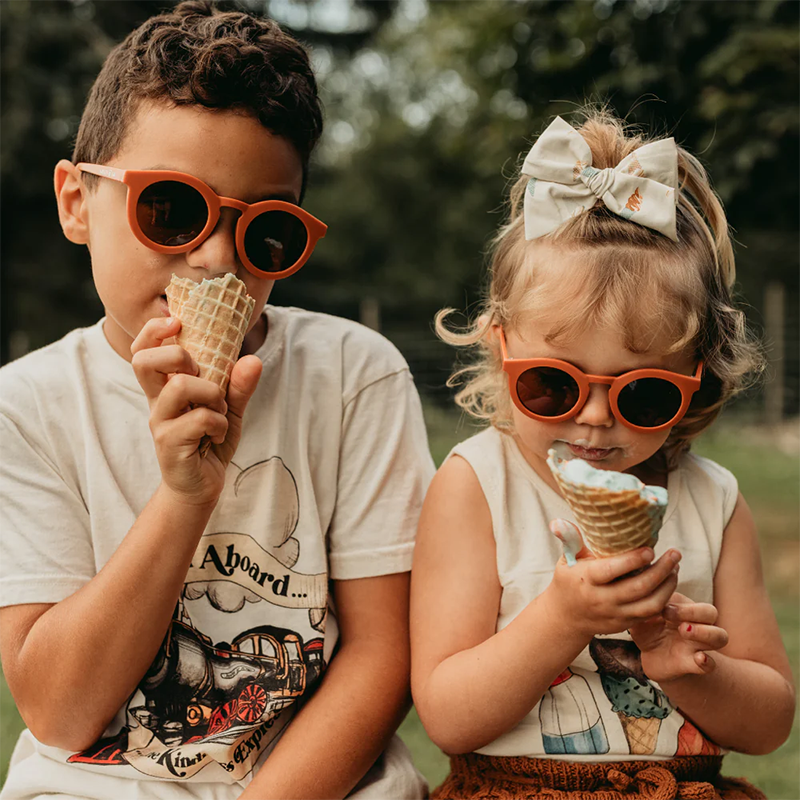 Sunshine Essentials - Embrace the Slow Summer Vibes