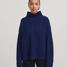  FUB Women's Lambswool Structure Sweater - Royal Blue
