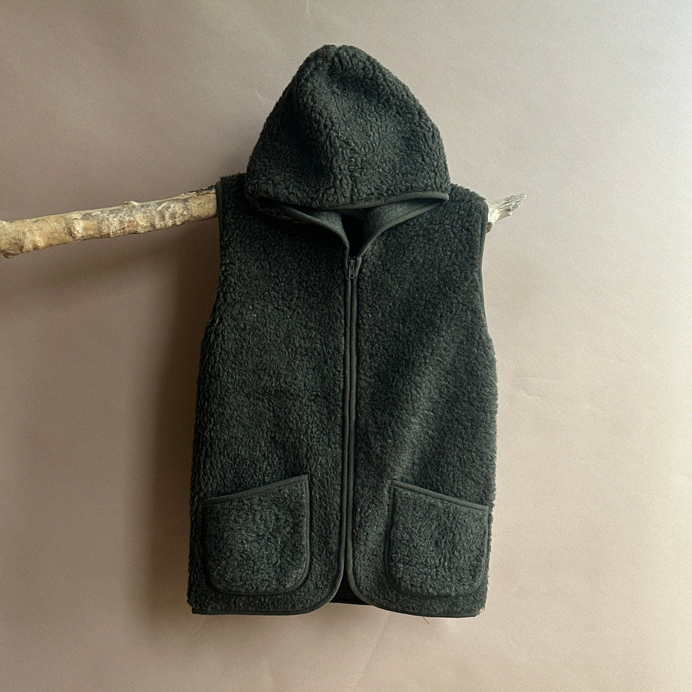 Coldbreaker Adult Mountain Hooded Gilet - Natural