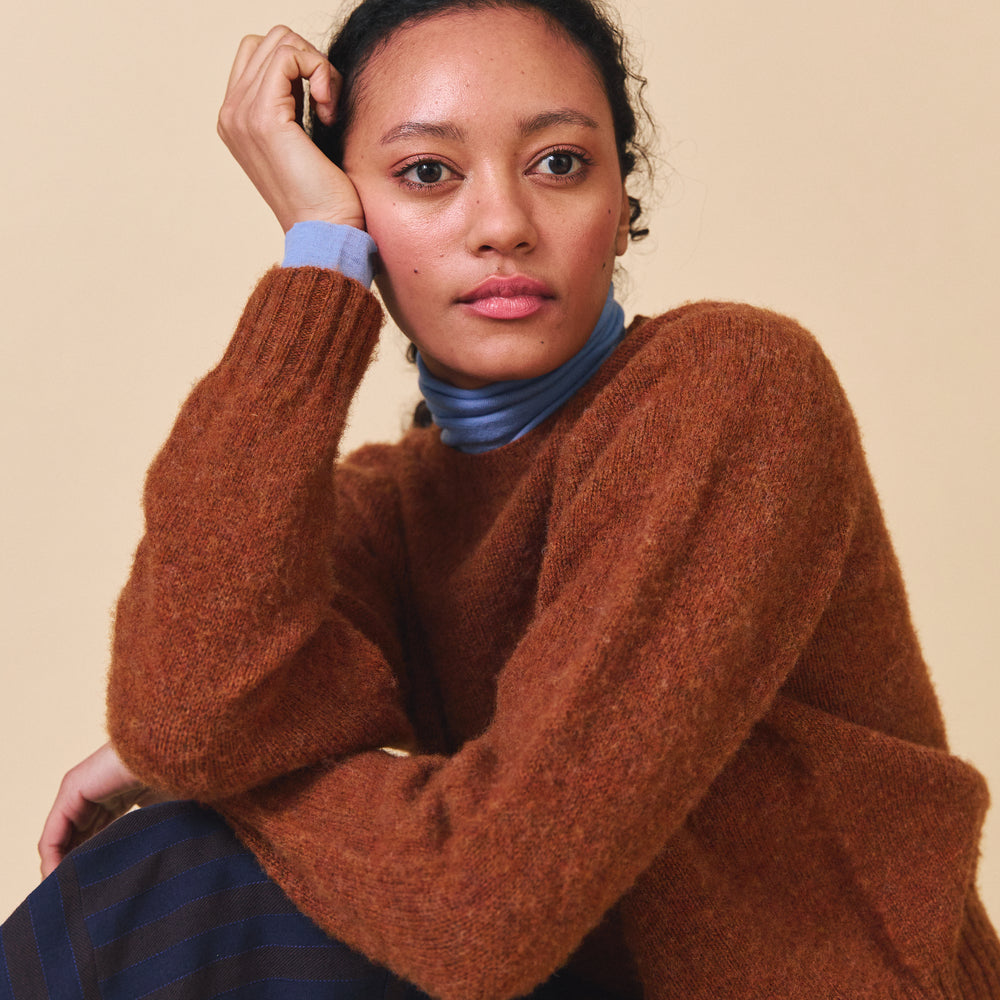 
                  
                    Sideline Women's Nova Jumper - Whisky
                  
                