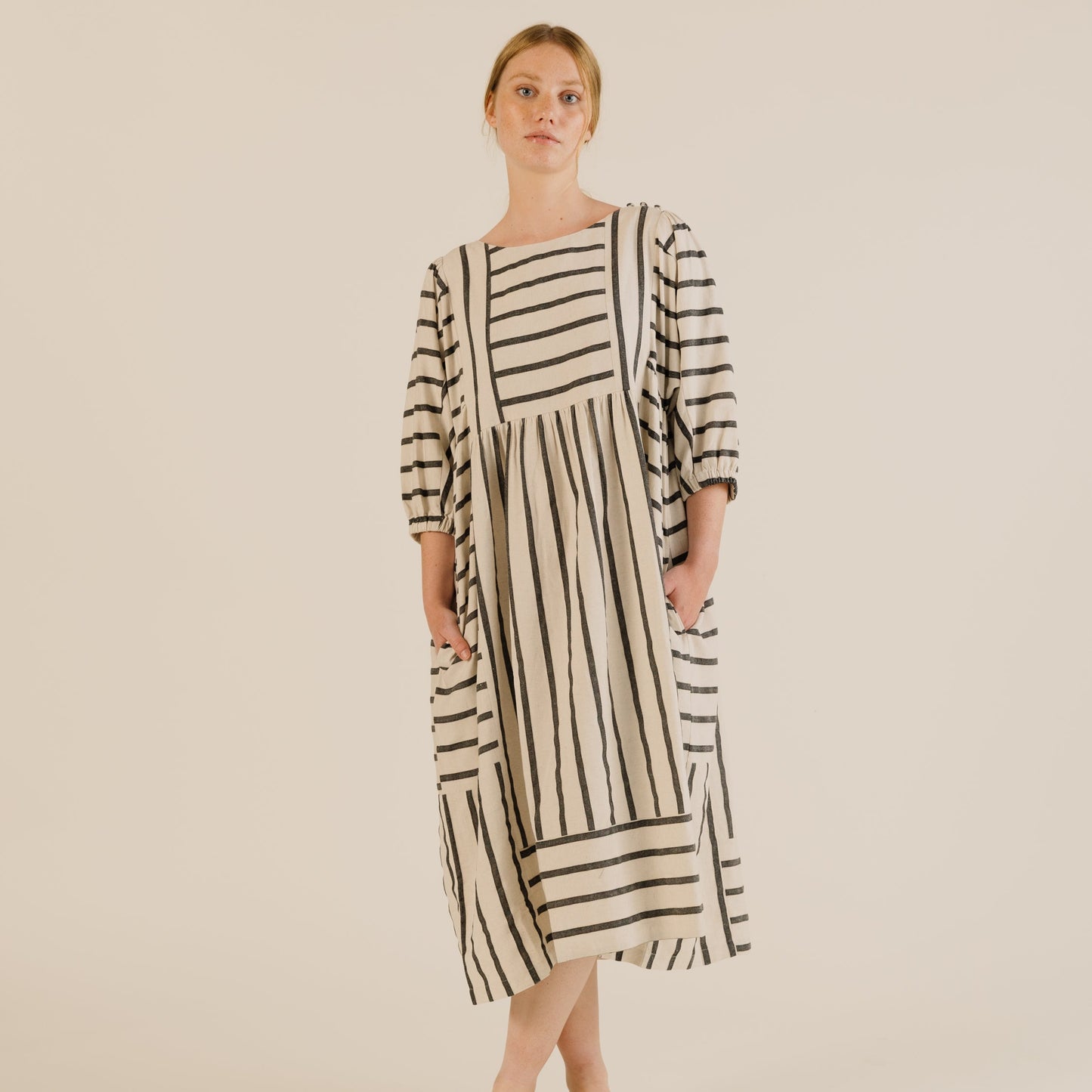 Sideline Women's Betsy Dress - Off White Stripe