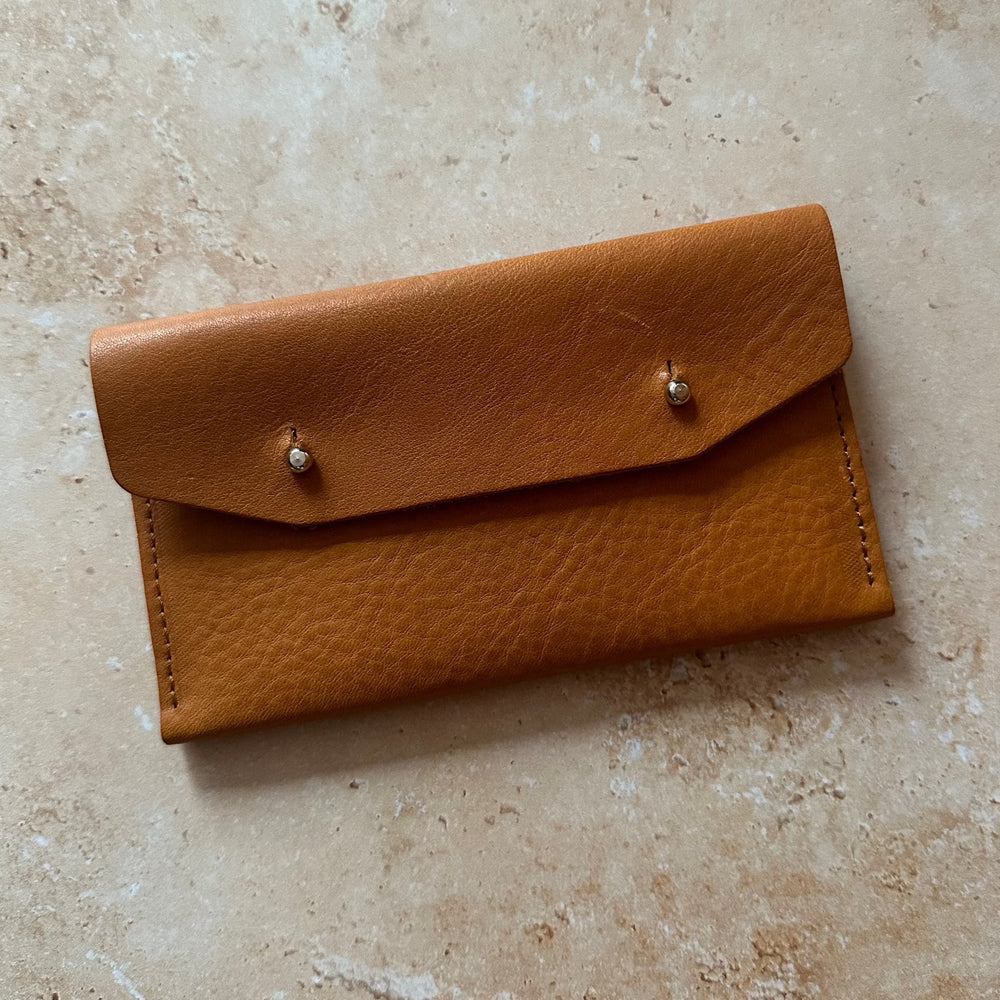 
                      
                        byAliceWood Handmade Veg Tan Leather Two Stud Purse
                      
                    