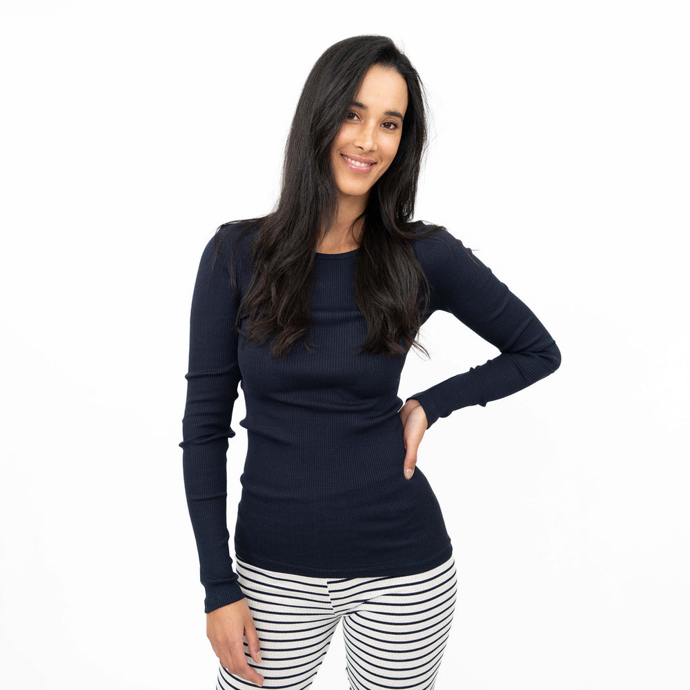 
                  
                    Minimalisma Women's Gerda Cotton/Silk Long Sleeve Top - Dark Blue
                  
                
