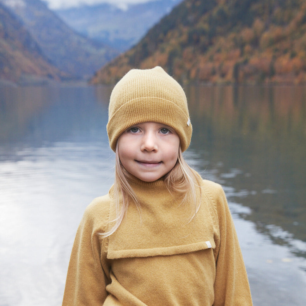 Minimalisma Owl Cashmere Beanie - Golden Leaf