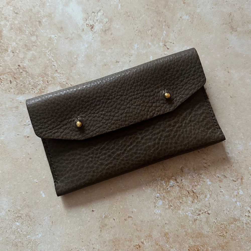 
                      
                        byAliceWood Handmade Veg Tan Leather Two Stud Purse
                      
                    