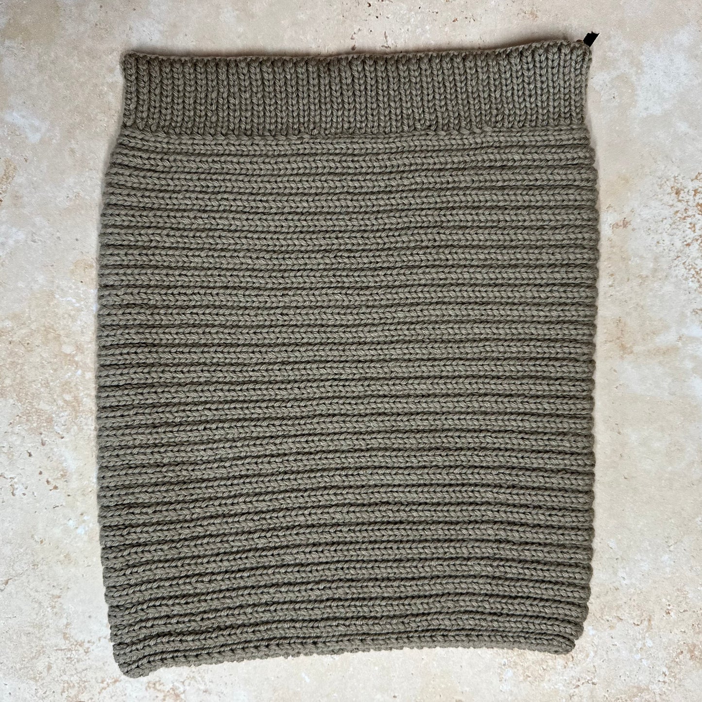 SMALL FOLK Handknits Women's Hand Knitted Ribbed Snood - Fossil