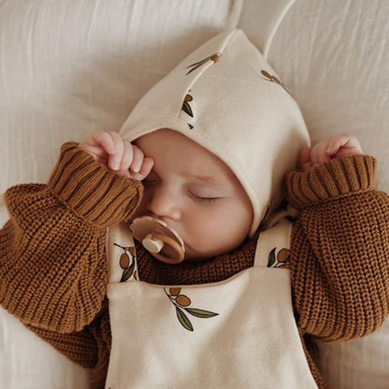 Organic baby clothing sleepsuits rompers bonnets uk stockist
