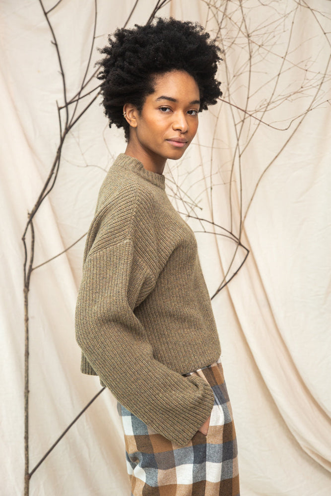 Beaumont Organic Women's Leo Recycled Wool Knitted Jumper | Taupe Marl