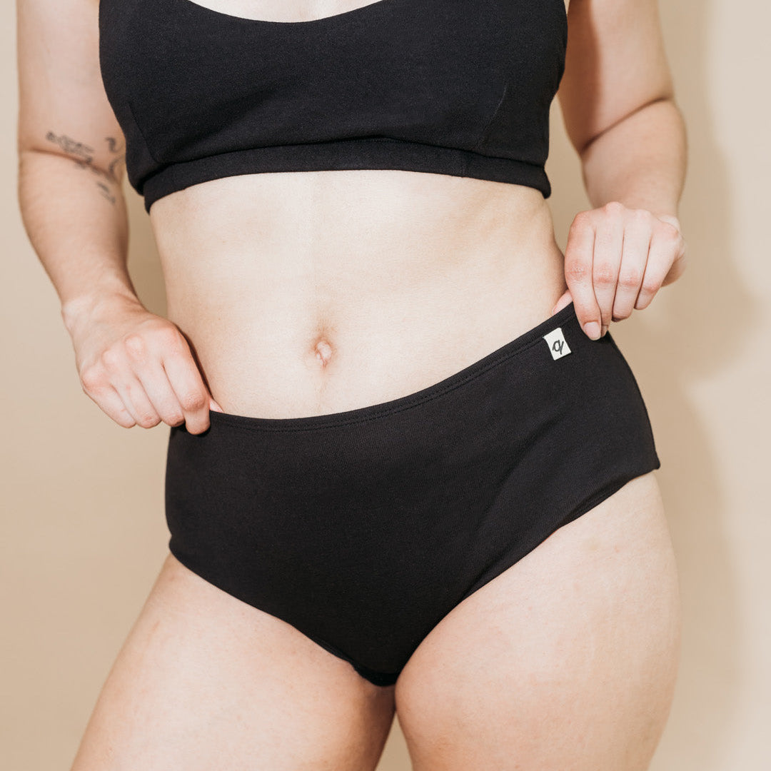 Q for Quinn Women's Classic Briefs - 100% Organic Cotton - Black