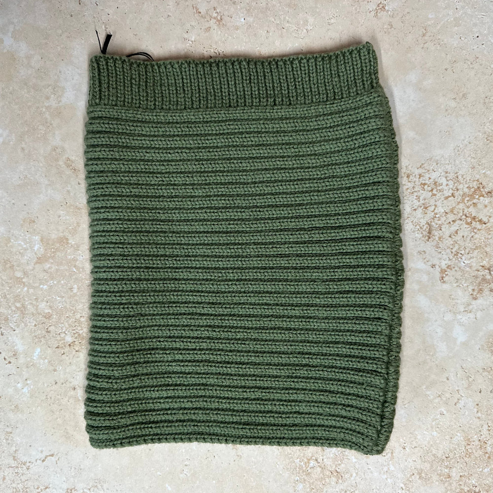 
                      
                        SMALL FOLK Handknits Women's Hand Knitted Ribbed Snood - Pistachio
                      
                    