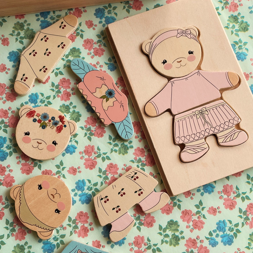 
                  
                    Konges Sløjd Wooden Teddy Dress Up Animals - Dusty Pink
                  
                