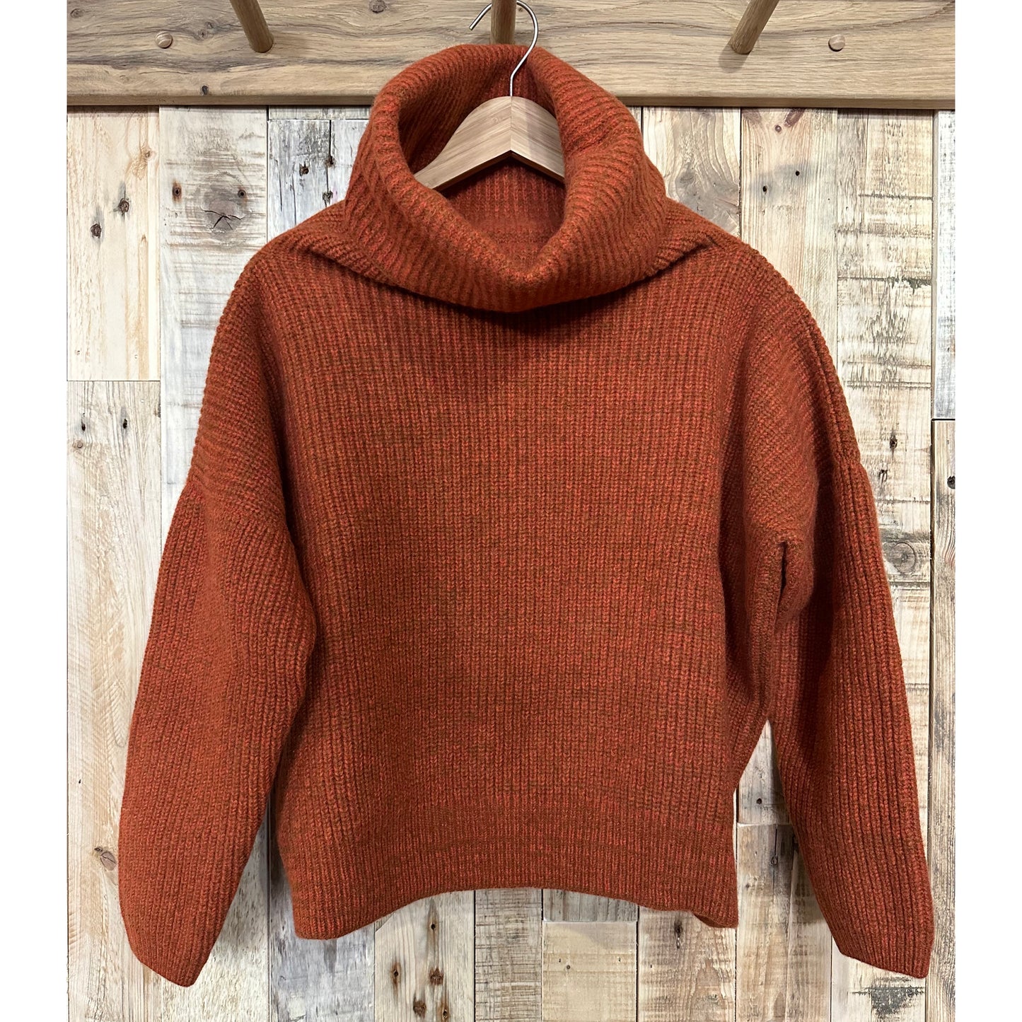 Amber Hards Knitwear Joan Jumper - Rust