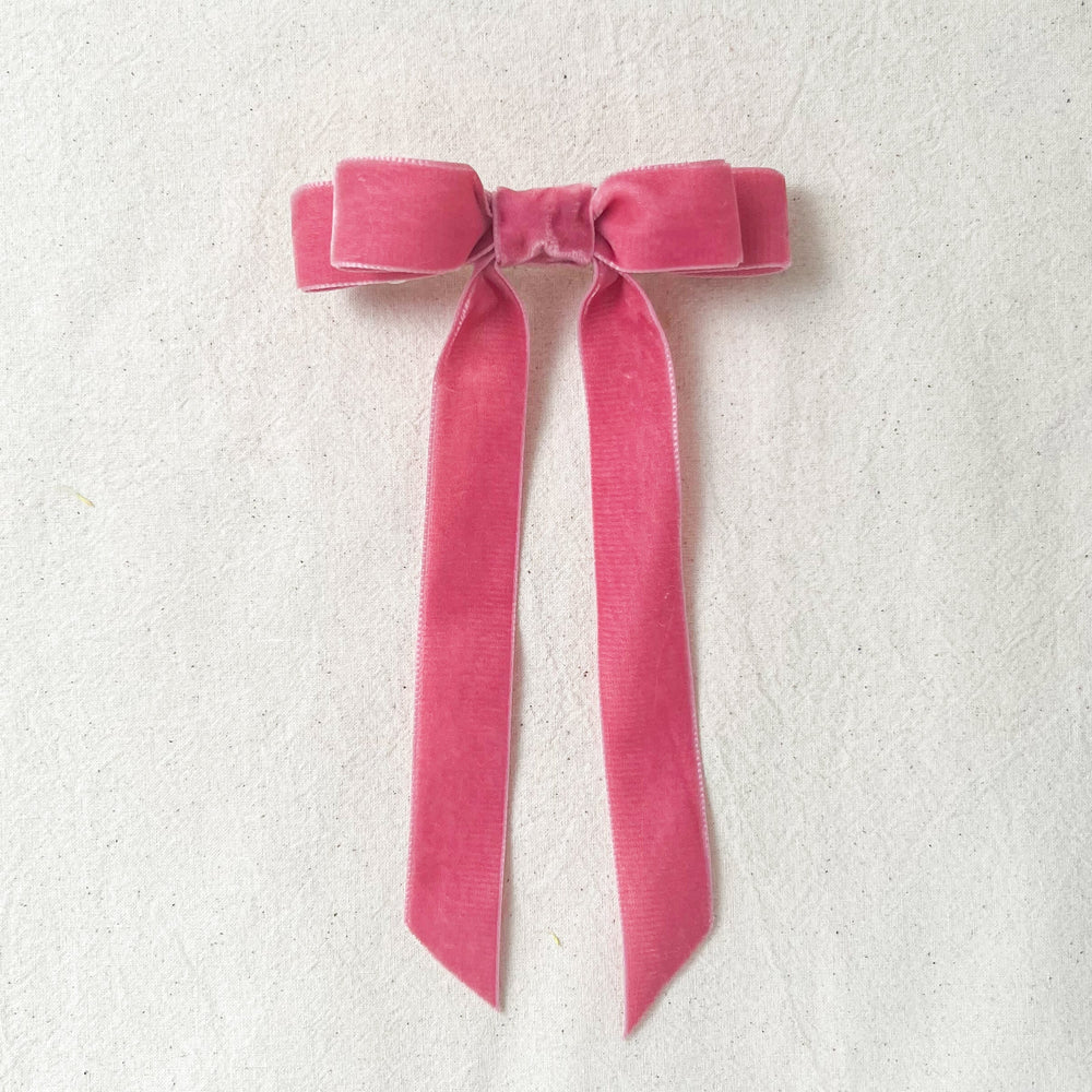 Runaround Retro Velvet Bow Hair Clip - Ballet Pink
