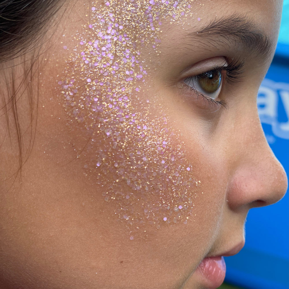 
                  
                    The Natural Play Make Up Company Enchanted Skies Blend Bioglitter™ PURE (6g)
                  
                