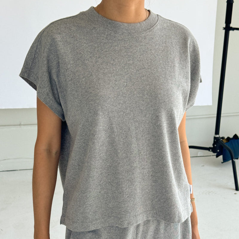 Le Bon Shoppe Women's 'Jeanne' Tee - Ht Grey