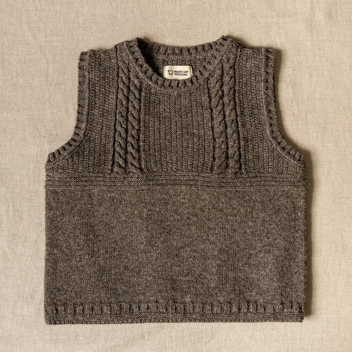 Orchard Farm Adults Cable Detail Vest - Natural Undyed