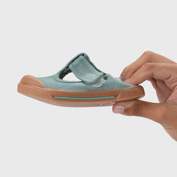 
                  
                    Igor T Bar Barefoot Canvas Shoe - Nuevo Matcha
                  
                