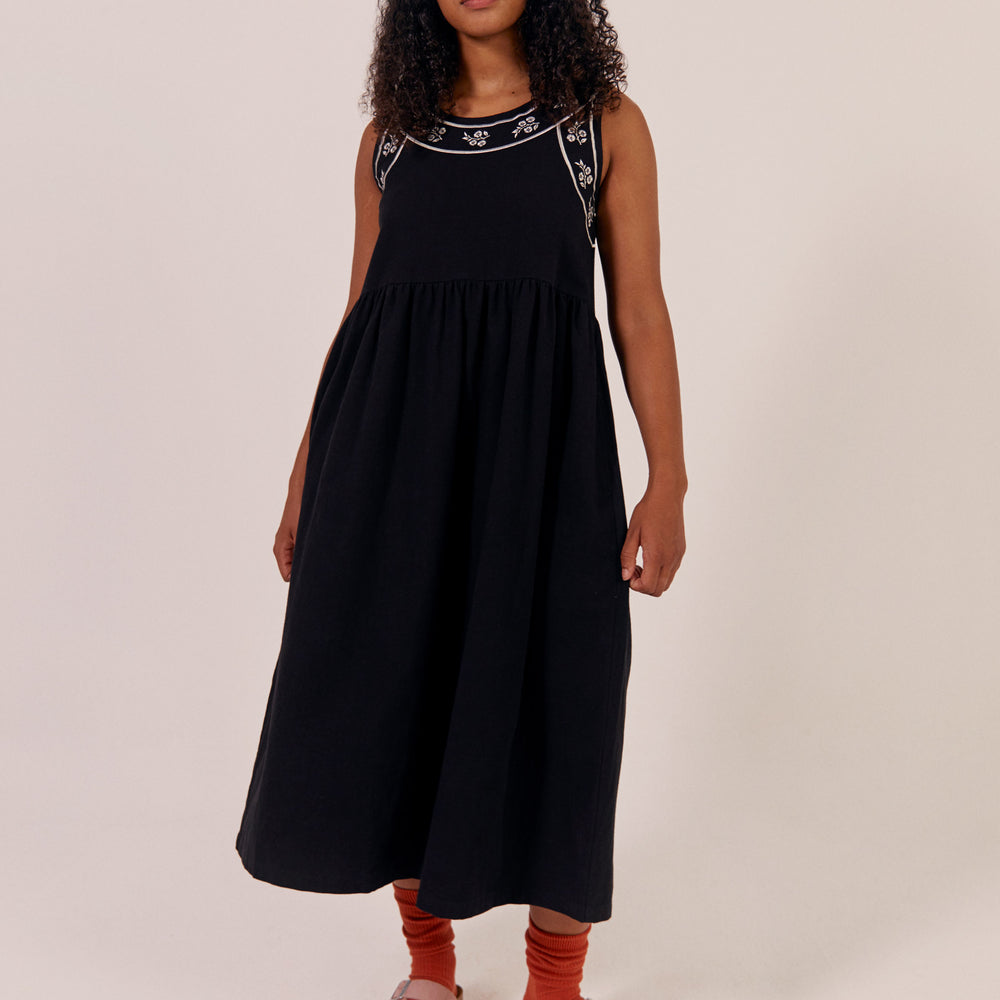 Sideline Hills Dress - Black