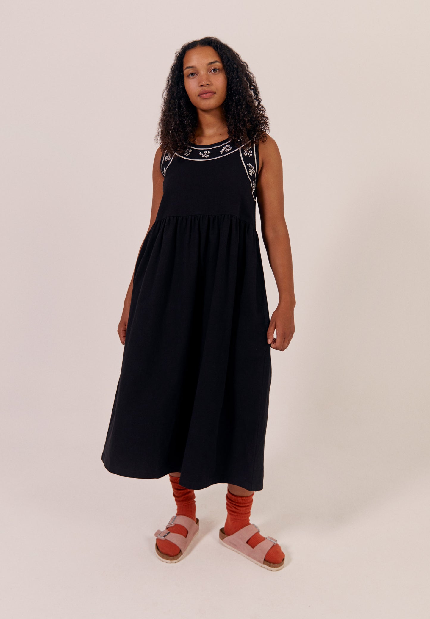 Sideline Hills Dress - Black