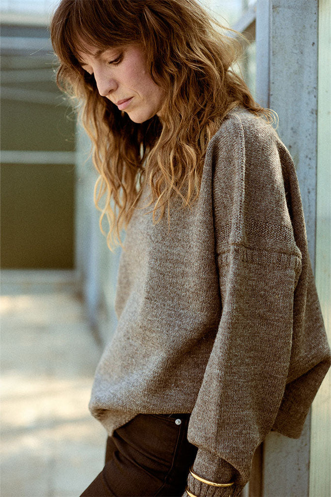 
                  
                    Le Tricoteur Adults Undyed Cropped Guernsey Jumper
                  
                