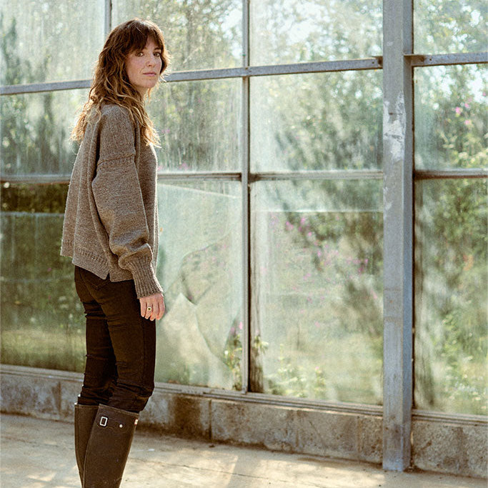 
                  
                    Le Tricoteur Adults Undyed Cropped Guernsey Jumper
                  
                