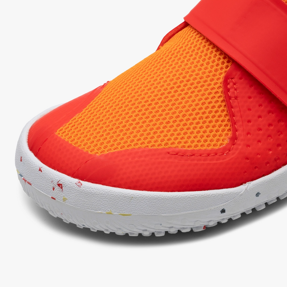 
                      
                        Vivobarefoot Vivo Barefoot Kids Primus Sport III - Cherry Tomato
                      
                    