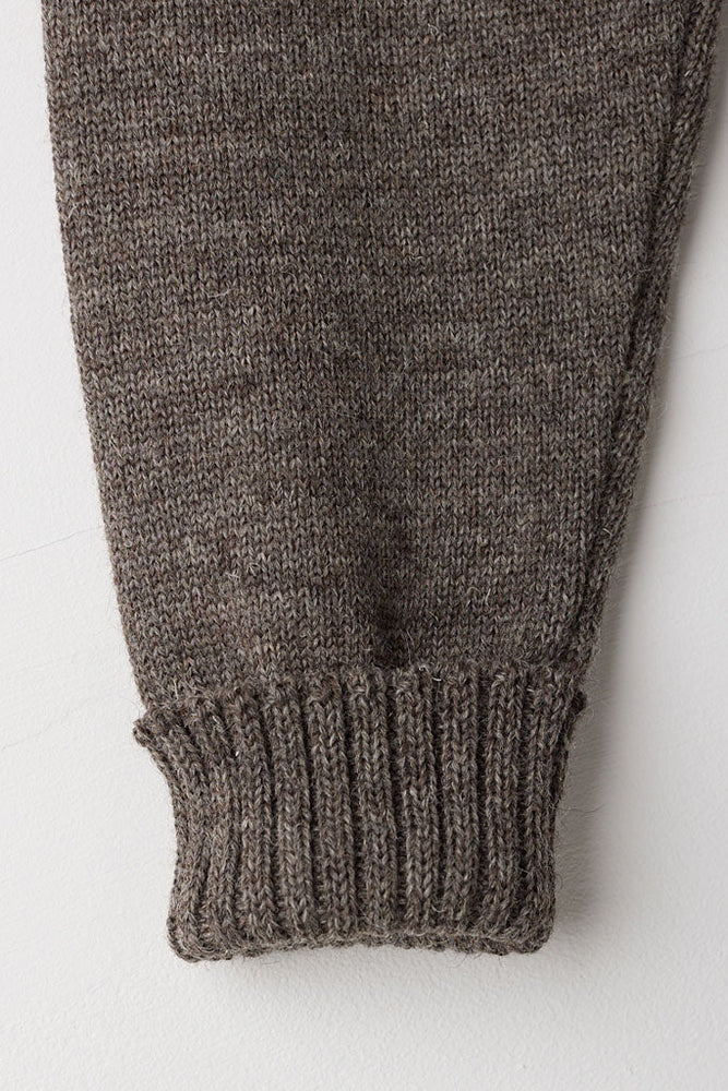 
                  
                    Le Tricoteur Adults Undyed Cropped Guernsey Jumper
                  
                