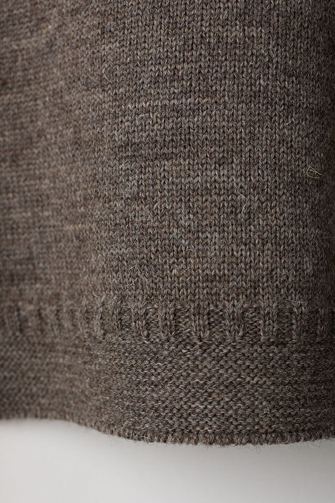 
                  
                    Le Tricoteur Adults Undyed Cropped Guernsey Jumper
                  
                