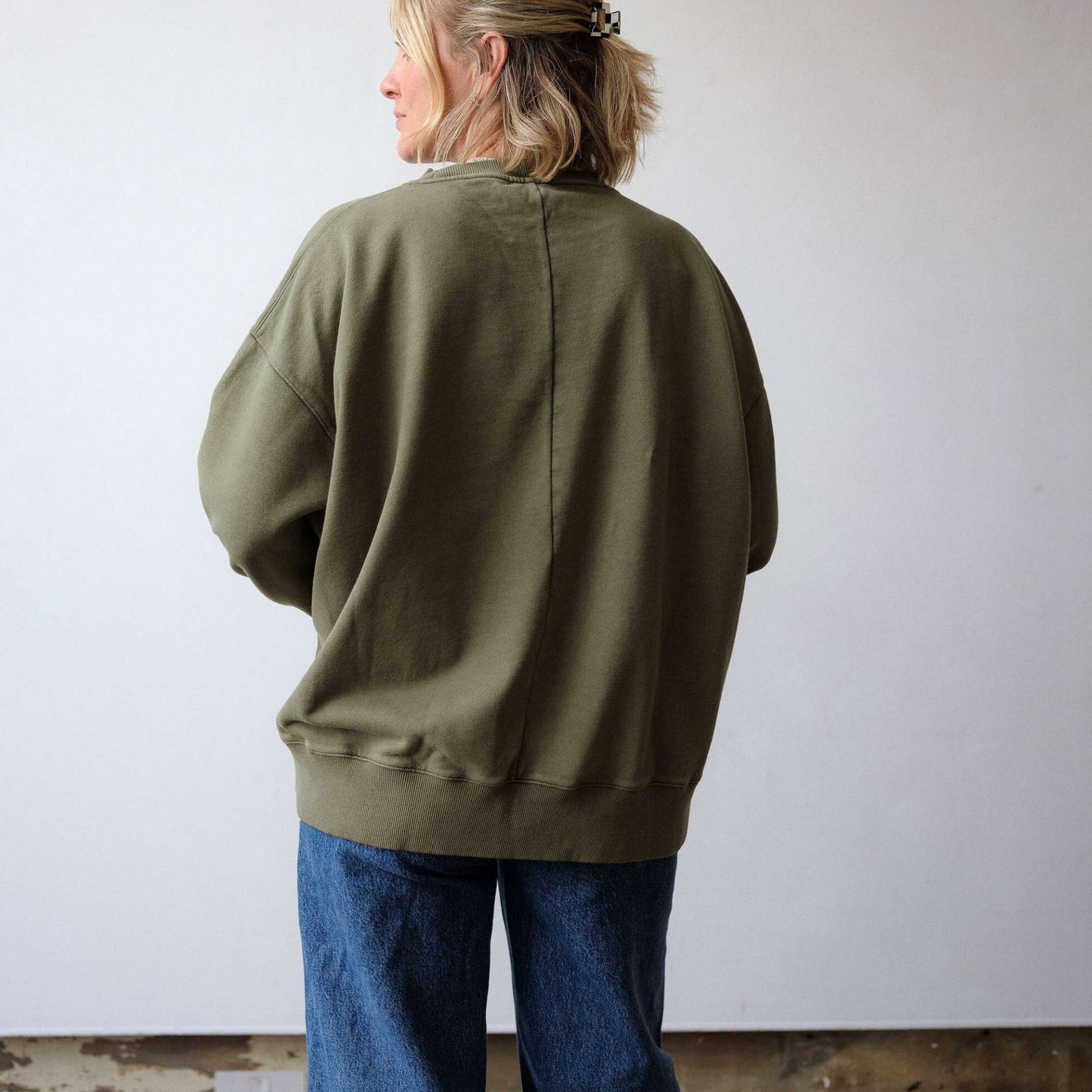 Ivy Clothing Women's Connie Oversized Organic Sweatshirt - Washed Olive