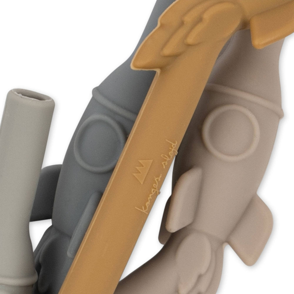 
                  
                    Konges Sløjd Silicone Rocket Straw Set, 4 Pack - Quarry Blue Mix
                  
                