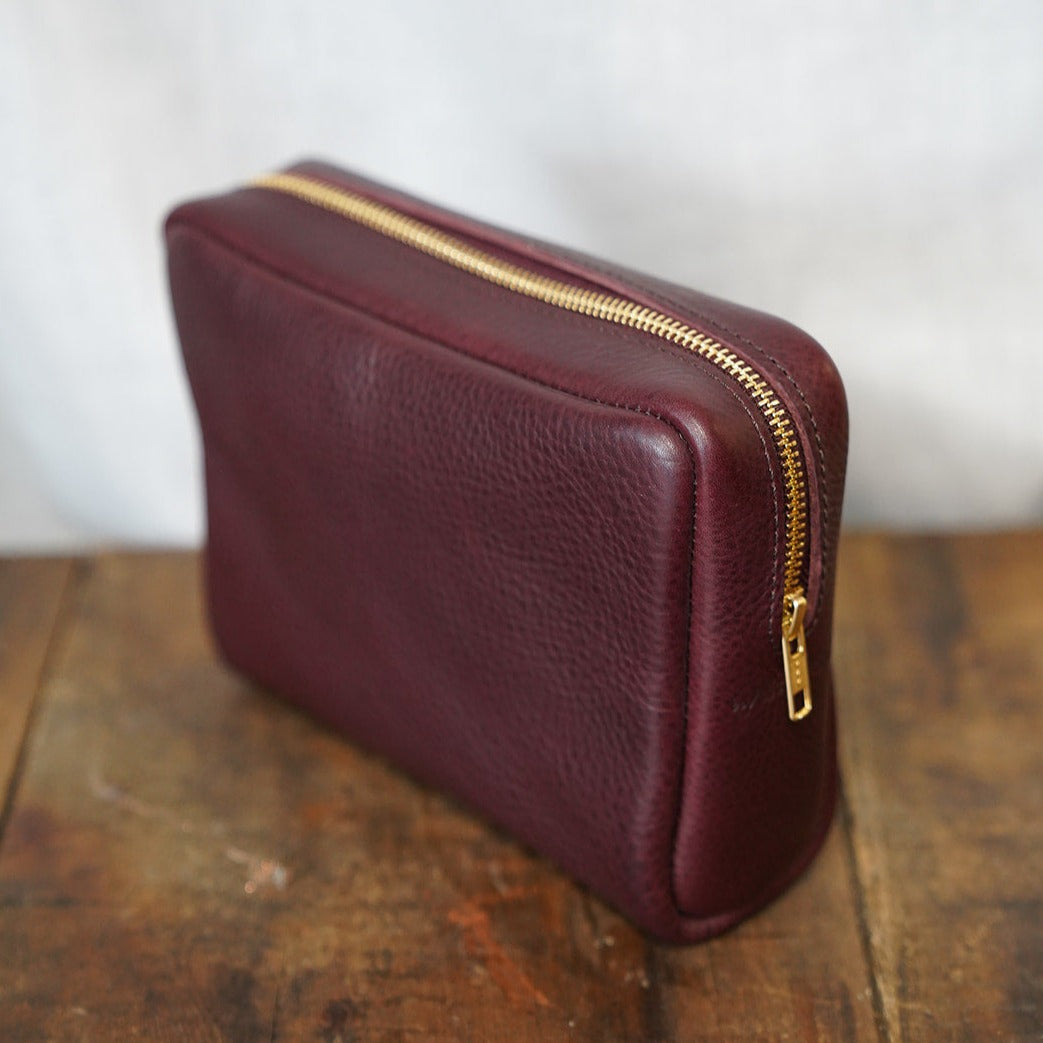 byAliceWood Handmade Veg Tan Leather Make Up Bag