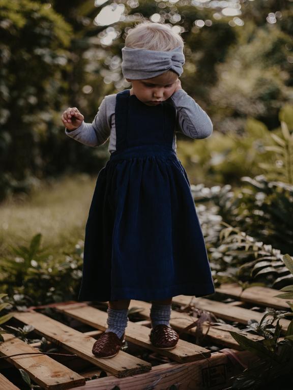
                  
                    The Simple Folk The Twist Headband - Grey Melange
                  
                